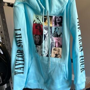 COPY - Taylor, Swift sweatshirt hoodie size extra small, small